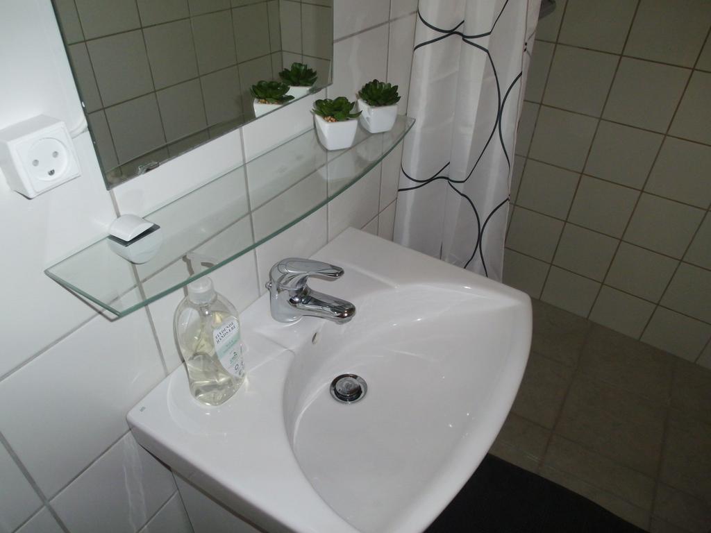 Give City Apartments Room photo